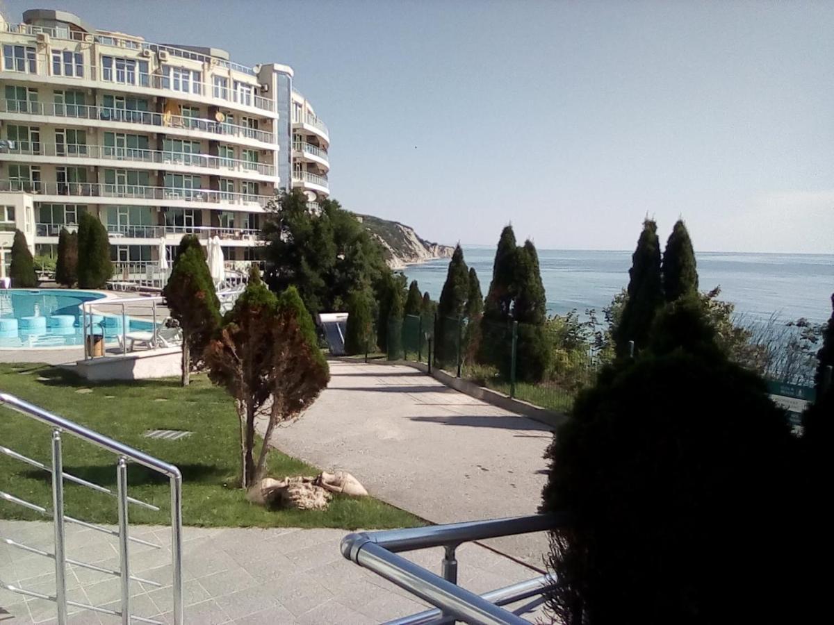Silver Beach B16 Бяла Экстерьер фото